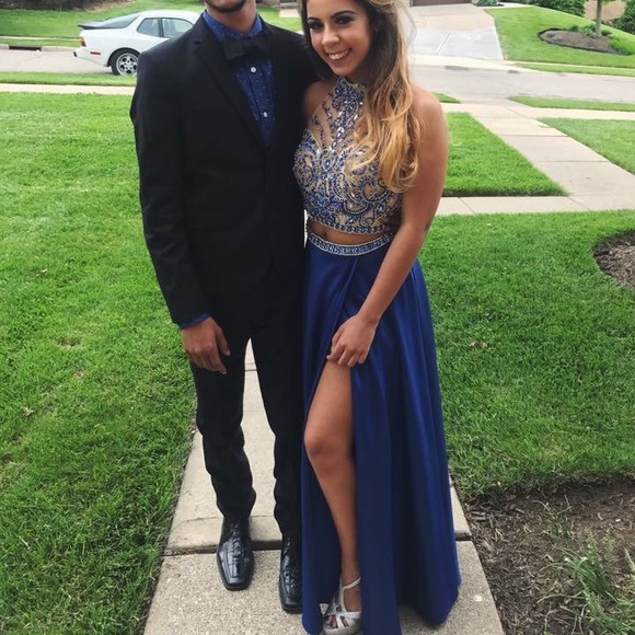 Two piece Prom dress - Picture 2 of 5